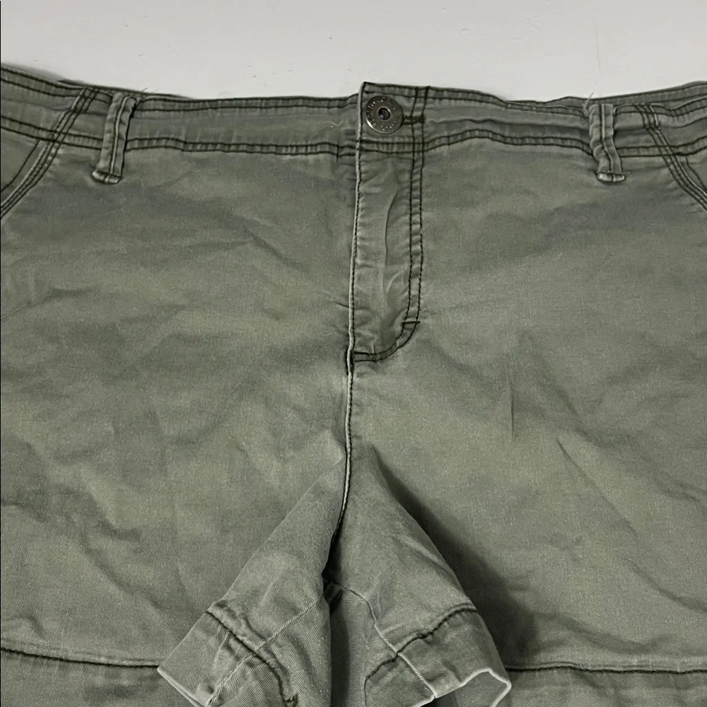 Vintage Faded Glory Sz 18 Stretch Army Green Denim Jean Shorts